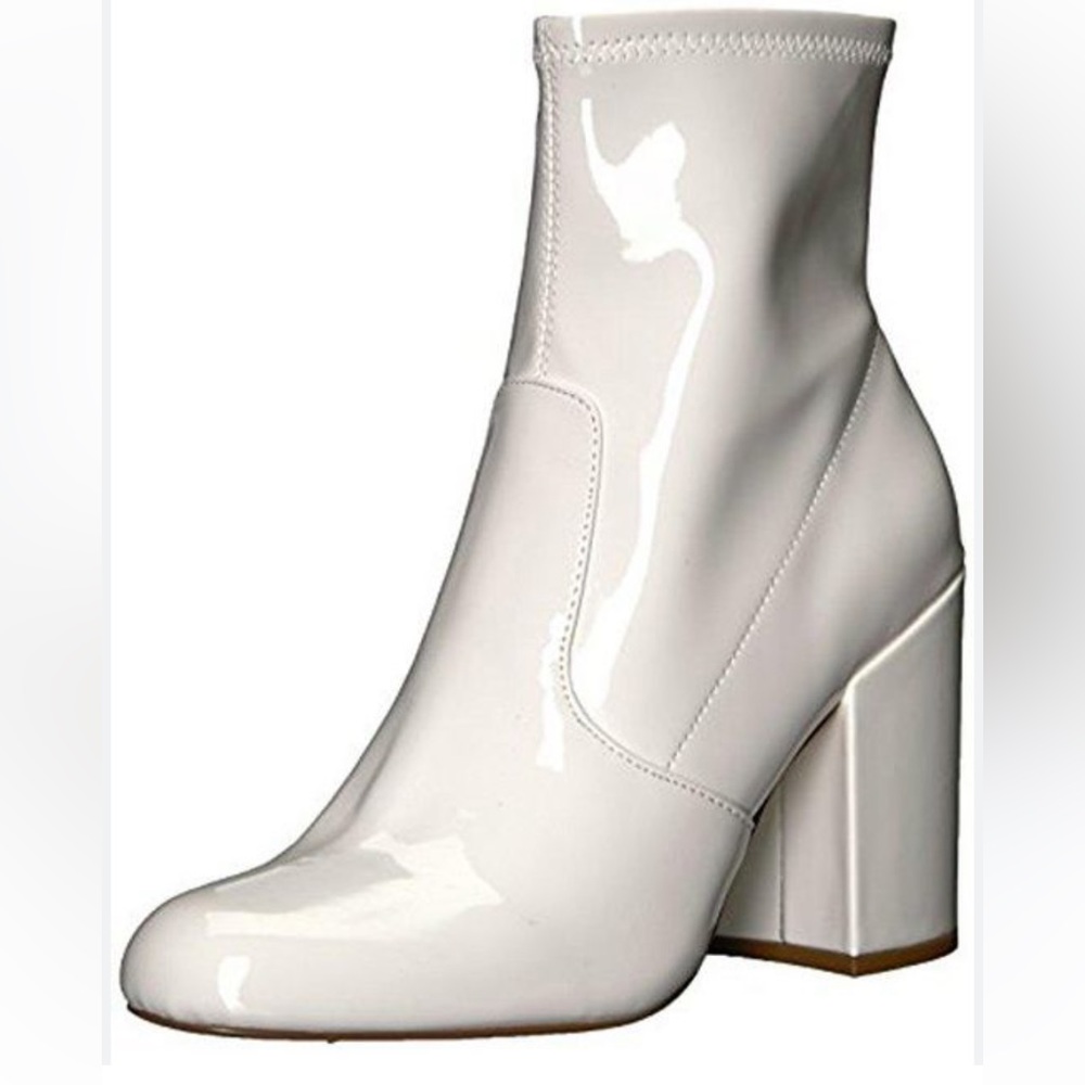 Steve Madden Gaze Ankle Boot in White